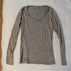 Icebreaker Women's Long Sleeve V-Neck Top - Gray - Large